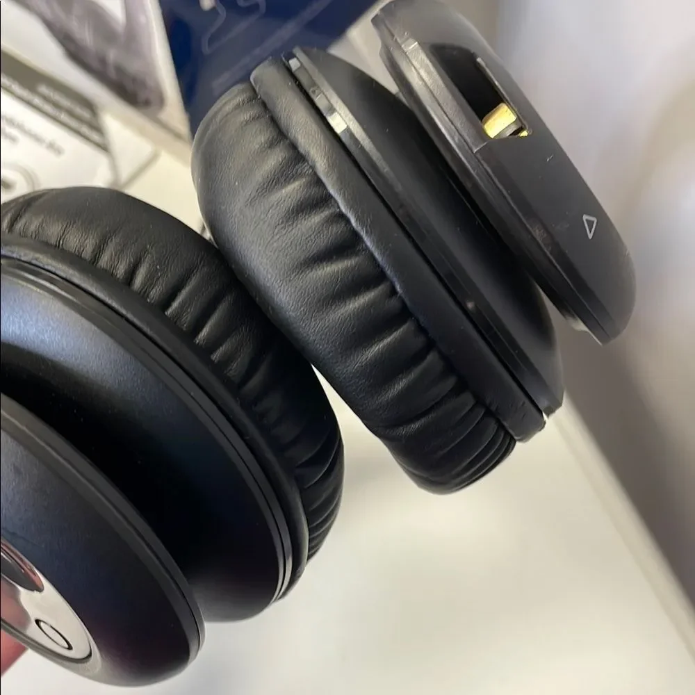 Black Over-Ear Wireless Headset